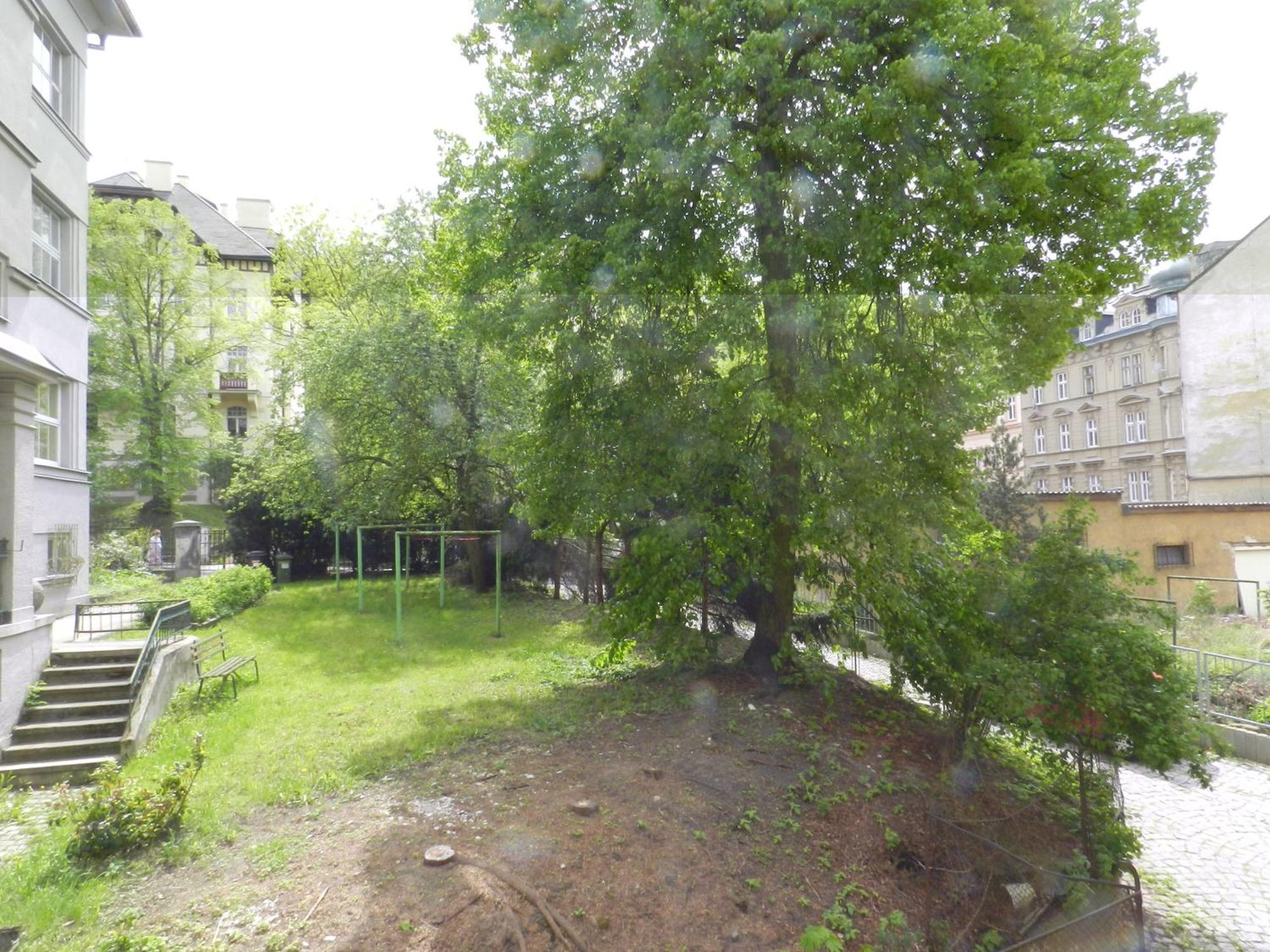 Apartment Krale Jiriho Karlovy Vary Bagian luar foto